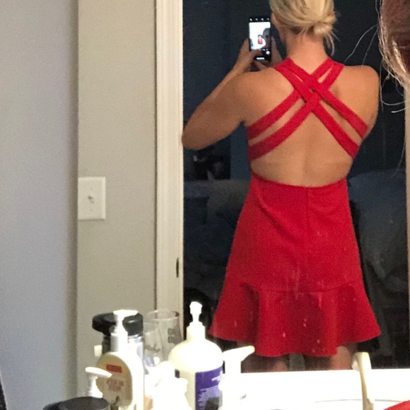 Zara Red Mini - Picture 2 of 4